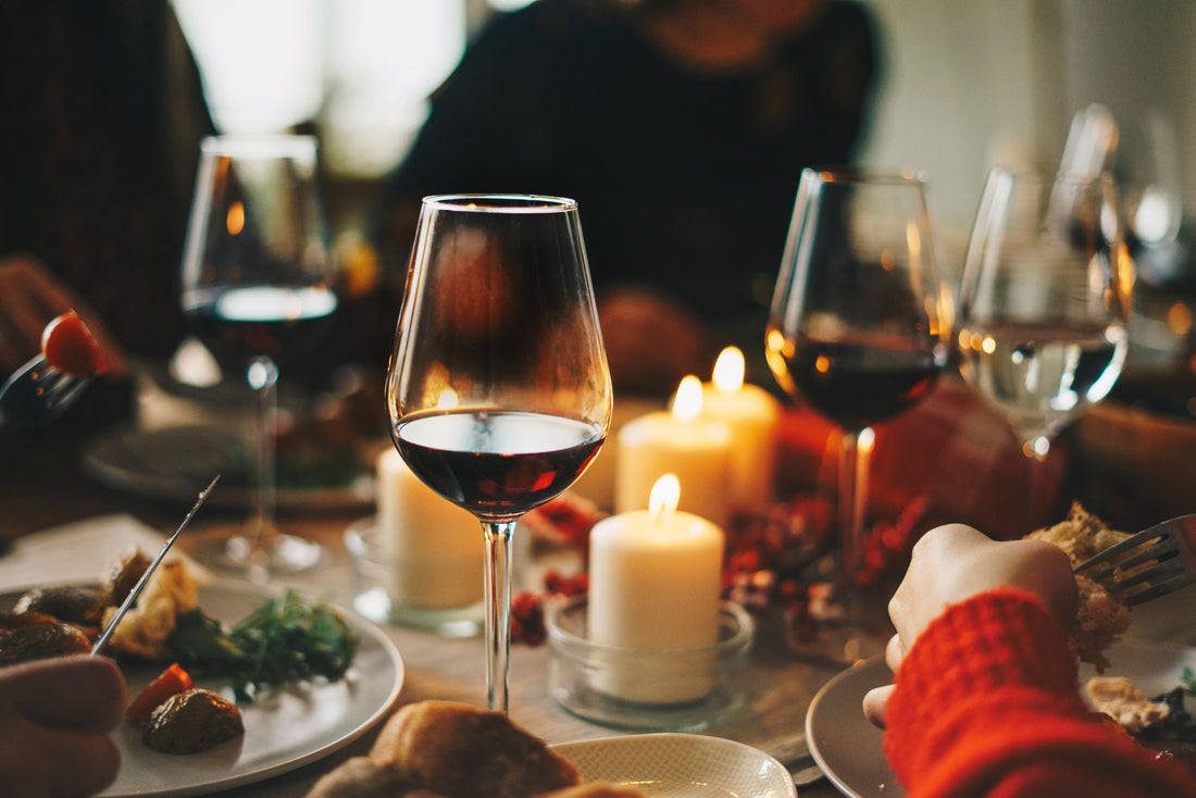 WHY PINOT NOIR IS THE BEST WINE FOR CHRISTMAS DINNER